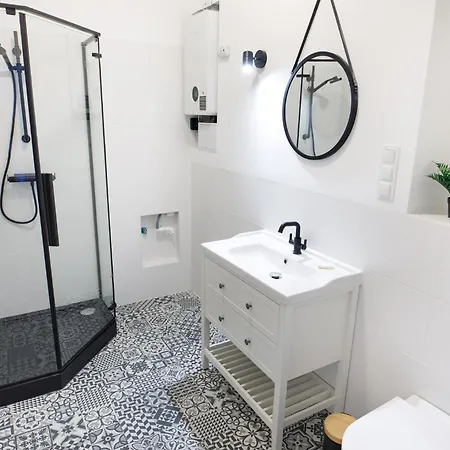 Na Granicy 5 Apartman